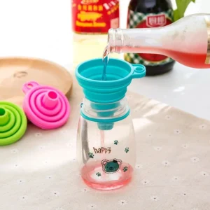 Creative Foldable Funnel Silicone Funnel Folding Mini Portable Funnels Hung Household Oil Liquid Dispensing Kitchen Tools 70% - Image 3