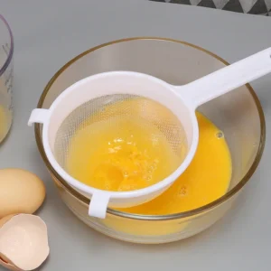 Plastic Fine Mesh Scoop Strainer Colander Flour Sieve with Handle Juice Tea Strainer Kitchen Accessories Handheld - Image 5